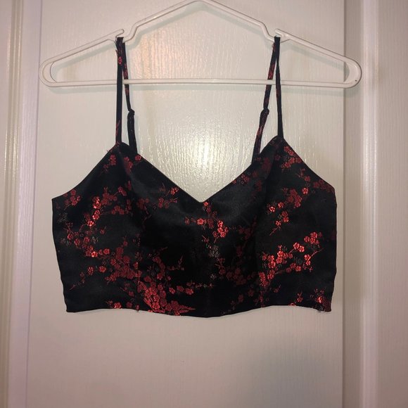 F21 floral crop - Picture 1 of 3